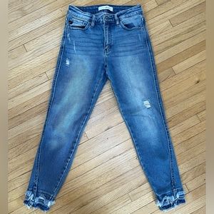 KanCan Mid-Rise Ankle Skinny Jeans Size 26”